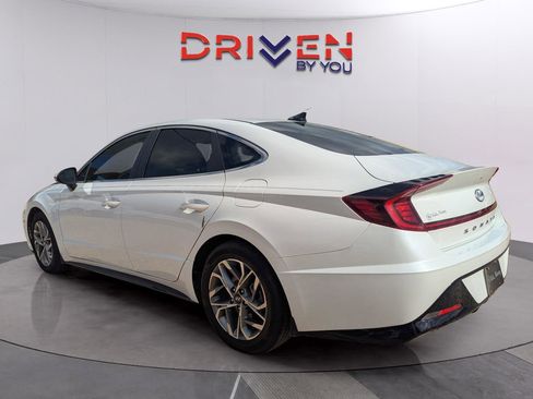 Used 2020 Hyundai Sonata SEL w/ Convenience Package image 3