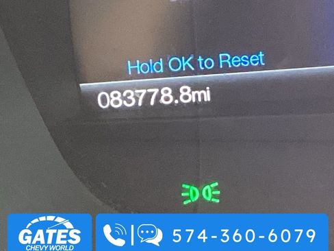 Used 2018 Ford Fusion SE w/ Fusion SE Technology Package FWD image 4