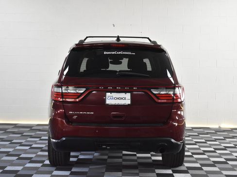Used 2019 Dodge Durango SXT image 4