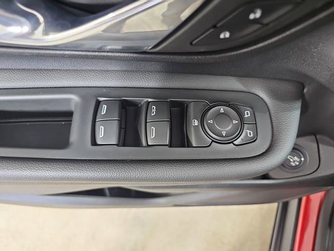 Used 2023 GMC Terrain SLE w/ Driver Convenience Package AWD/4WD image 33