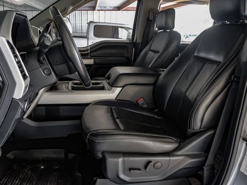 Used 2020 Ford F250 Lariat w/ Lariat Ultimate Package AWD/4WD image 28