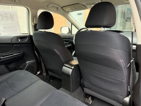 Used 2014 Subaru Impreza 2.0i Premium w/ All-Weather Package w/CVT AWD/4WD image 20