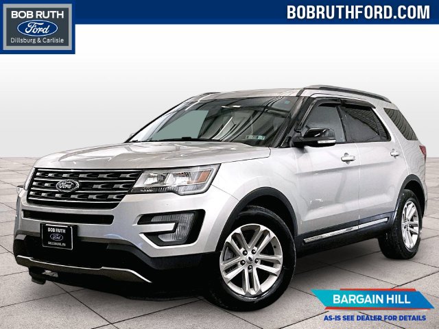 Used 2017 Ford Explorer XLT FWD image 1