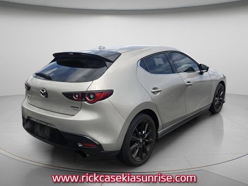 Used 2025 MAZDA MAZDA3 Hatchback w/Premium Plus Pkg AWD/4WD image 5