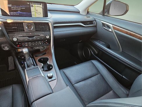 Used 2022 Lexus RX 350L FWD w/ Premium Package image 13