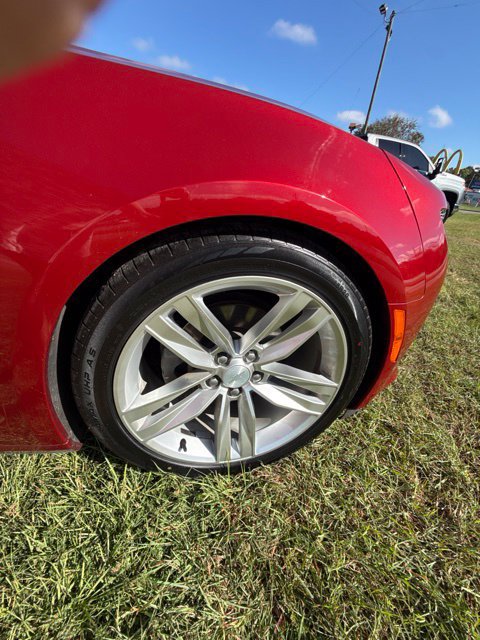Used 2018 Chevrolet Camaro LT w/ RS Package RWD image 7