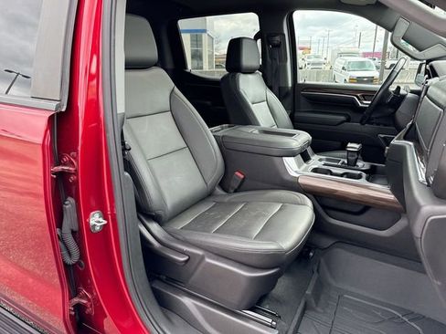 Used 2022 Chevrolet Silverado 1500 RST w/ Convenience Package II AWD/4WD image 25