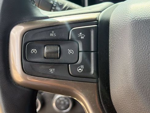 Used 2024 Chevrolet Silverado 2500 High Country w/ Technology Package AWD/4WD image 17