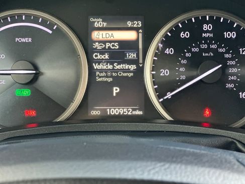 Used 2018 Lexus NX 300h AWD image 29