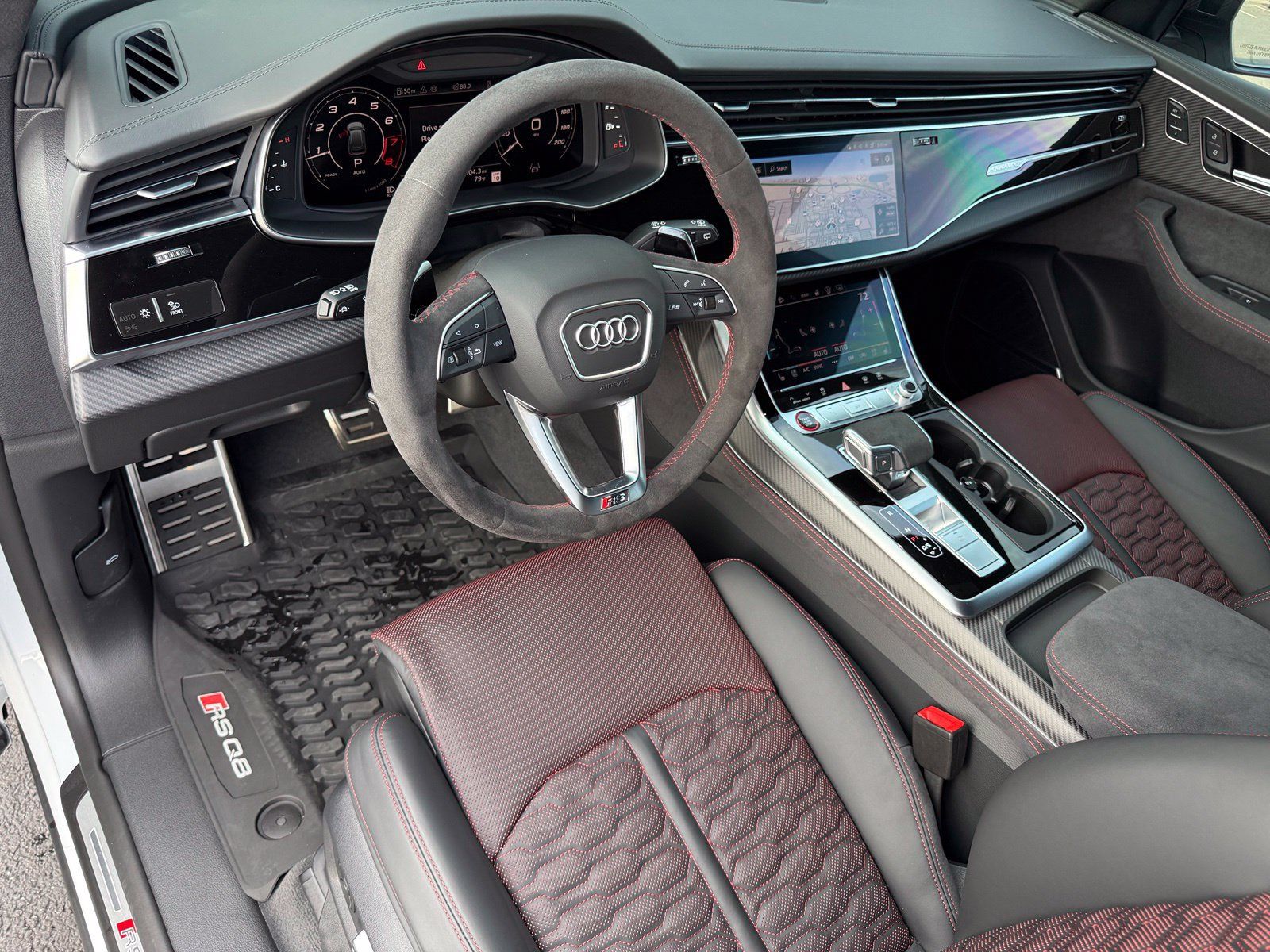 Used 2026 Audi RS Q8 performance AWD/4WD image 12