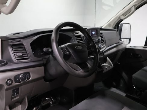 Used 2025 Ford Transit 250 Low Roof w/ Exterior Upgrade Package RWD image 13