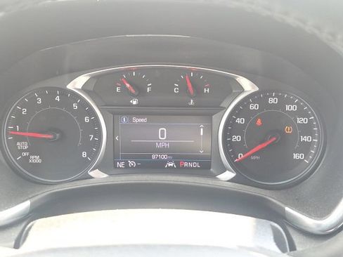 Used 2020 Chevrolet Equinox LT FWD image 42