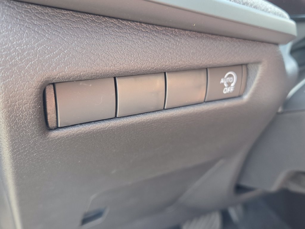 New 2027 Nissan Kicks S FWD image 27