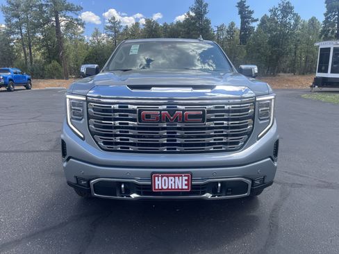 New 2026 GMC Sierra 1500 Denali w/ Technology Package AWD/4WD image 4