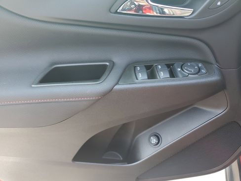 Used 2024 Chevrolet Equinox RS image 15