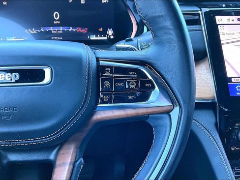 Certified 2023 Jeep Grand Cherokee L Summit AWD/4WD image 7