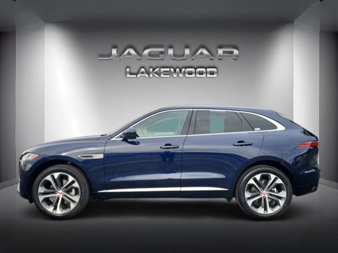 Used 2023 Jaguar F-PACE S image 2