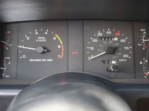 Used 1988 Ford Mustang GT RWD image 29