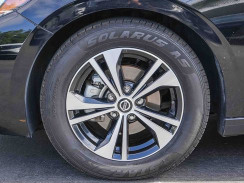 Used 2023 Nissan Sentra SV FWD image 11