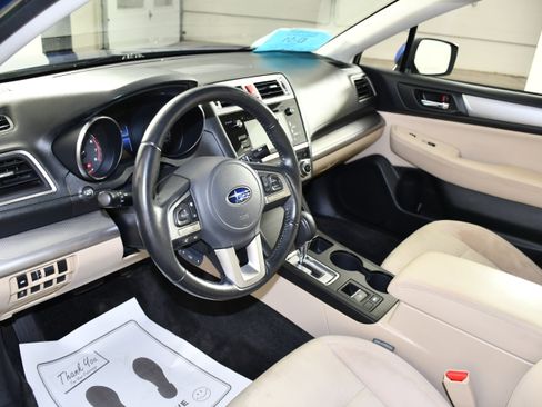 Used 2015 Subaru Legacy 2.5i Premium w/ Moonroof Package AWD/4WD image 2