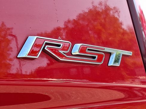 Used 2021 Chevrolet Silverado 1500 RST image 31