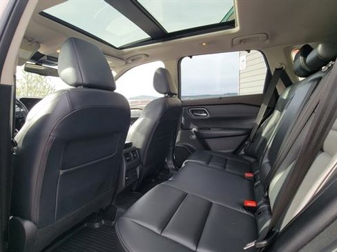 Used 2021 Nissan Rogue SL w/ Premium Package image 68