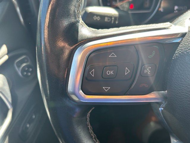 Used 2020 Jeep Wrangler Unlimited Sahara w/ Cold Weather Group AWD/4WD image 19