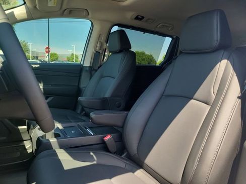 Certified 2026 Honda Odyssey EX-L image 12