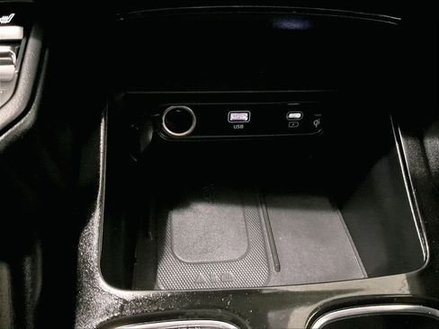 Used 2023 Kia Telluride EX w/ EX Captain's Chair Package AWD/4WD image 28