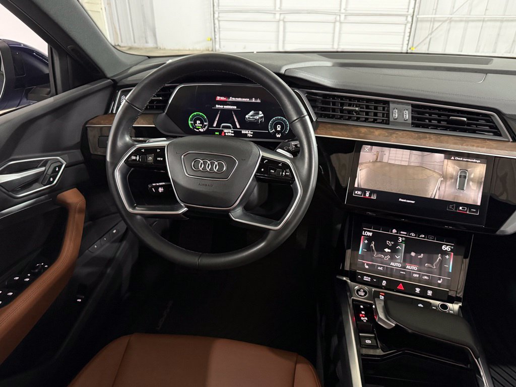 Used 2022 Audi e-tron Premium AWD/4WD image 45