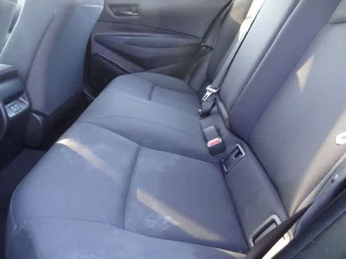Used 2023 Toyota Corolla LE FWD image 7