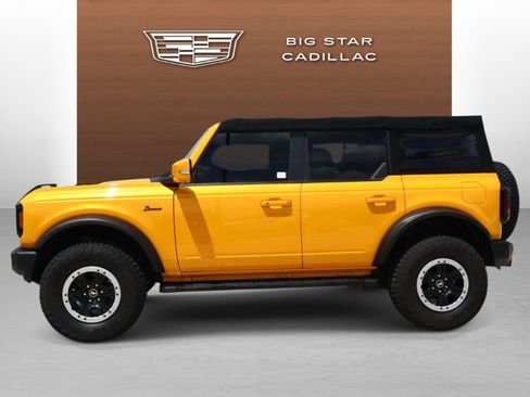 Used 2022 Ford Bronco Outer Banks w/ Sasquatch Package AWD/4WD image 2