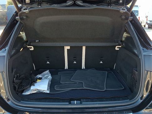 Used 2022 Mercedes-Benz GLA 250 4MATIC image 28