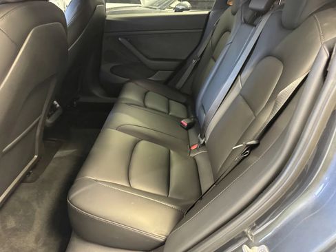 Used 2022 Tesla Model 3 Long Range AWD/4WD image 10