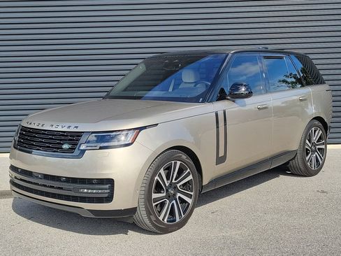 Used 2023 Land Rover Range Rover SE AWD/4WD image 1