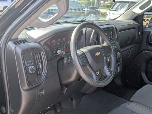Certified 2023 Chevrolet Silverado 1500 Custom image 6