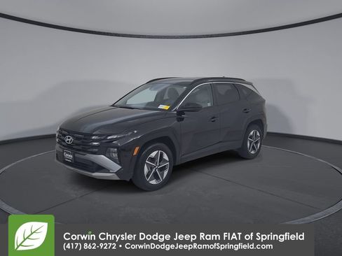 Used 2025 Hyundai Tucson SEL AWD/4WD image 7