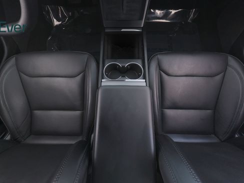 Used 2024 Tesla Model 3 Standard Range RWD image 26