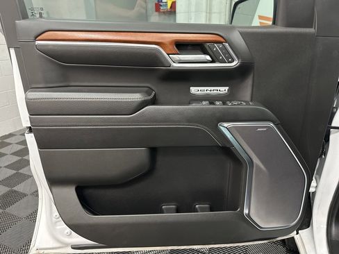 Used 2022 GMC Sierra 1500 Denali image 19