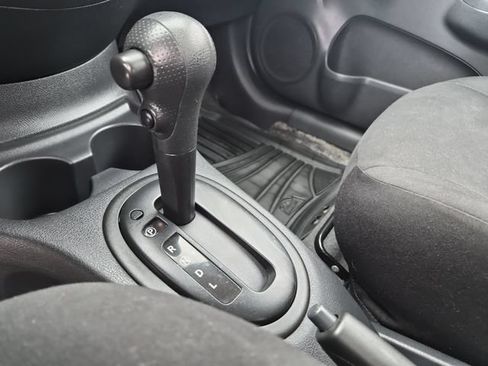Used 2012 Nissan Versa S FWD image 17