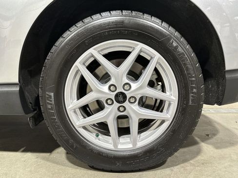 Used 2024 Ford Edge SEL image 28