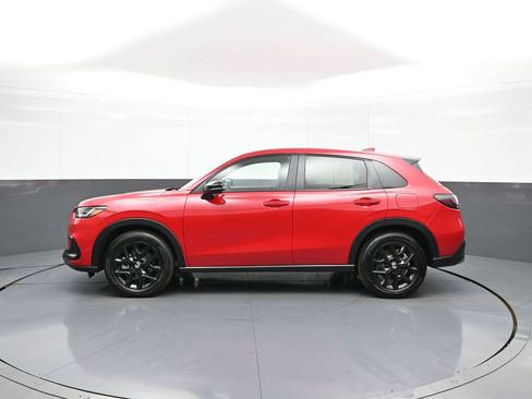 Certified 2025 Honda HR-V Sport image 9
