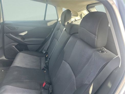 Used 2017 Subaru Impreza 2.0i Premium image 18