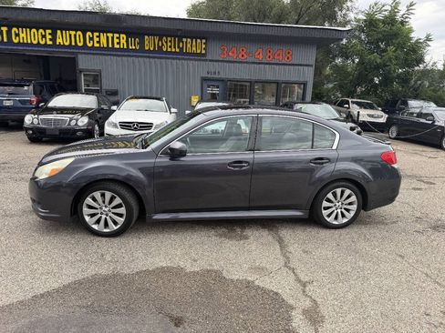 Used 2012 Subaru Legacy 3.6R Limited AWD/4WD image 2