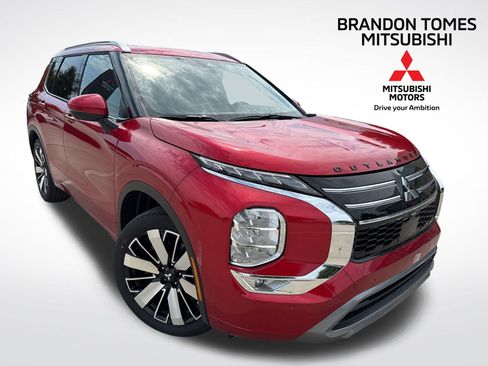 New 2025 Mitsubishi Outlander SEL image 1