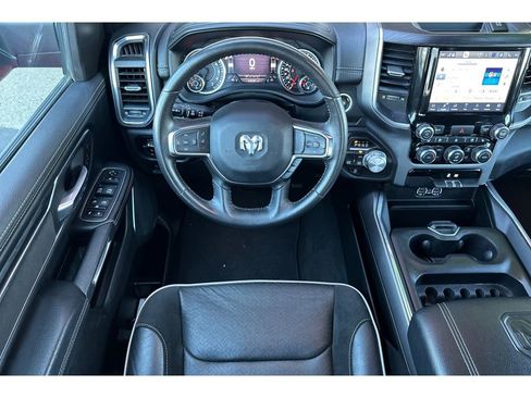 Used 2024 RAM 1500 Laramie image 16