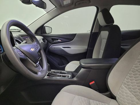 Used 2021 Chevrolet Equinox LS w/ LS Convenience Package image 17
