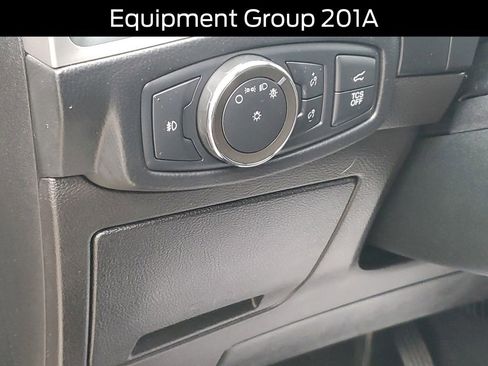 Used 2020 Ford Edge SEL w/ Convenience Package image 9