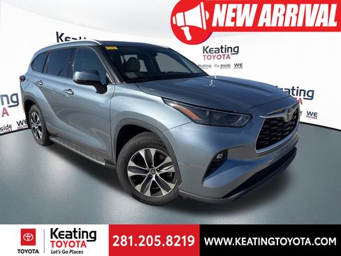 Used 2022 Toyota Highlander XLE image 1