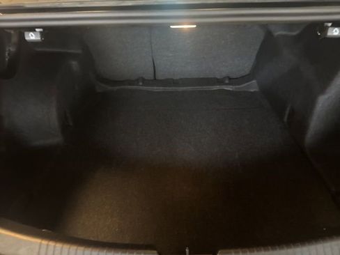 Used 2025 Chevrolet Malibu LT image 25